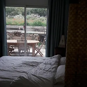 Couette-café D’hôtes : Entre Mer Et Colline, Marseille